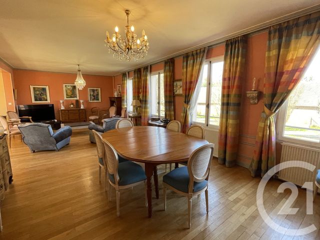 maison à vendre - 8 pièces - 245.0 m2 - GUISE - 02 - PICARDIE - Century 21 Agence Du Fort