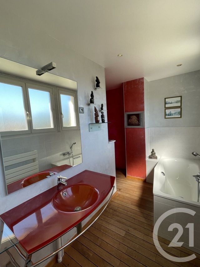 maison à vendre - 8 pièces - 245.0 m2 - GUISE - 02 - PICARDIE - Century 21 Agence Du Fort