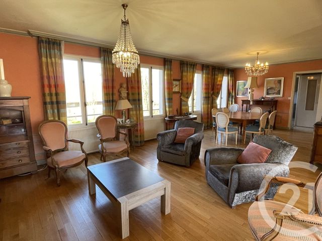 maison à vendre - 8 pièces - 245.0 m2 - GUISE - 02 - PICARDIE - Century 21 Agence Du Fort