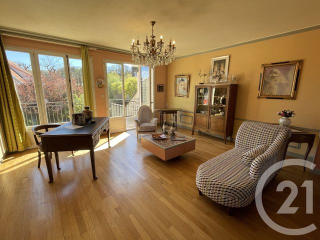 maison à vendre - 8 pièces - 245.0 m2 - GUISE - 02 - PICARDIE - Century 21 Agence Du Fort