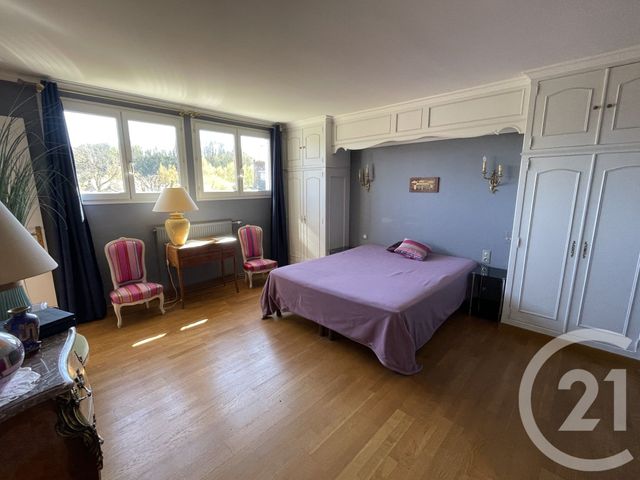 maison à vendre - 8 pièces - 245.0 m2 - GUISE - 02 - PICARDIE - Century 21 Agence Du Fort