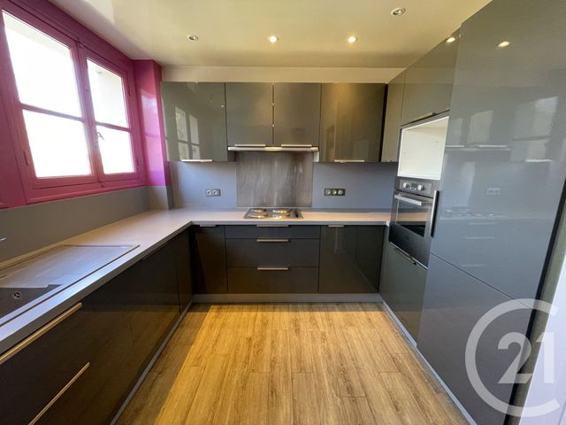 maison à vendre - 8 pièces - 245.0 m2 - GUISE - 02 - PICARDIE - Century 21 Agence Du Fort