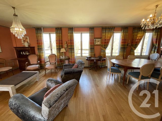 maison à vendre - 8 pièces - 245.0 m2 - GUISE - 02 - PICARDIE - Century 21 Agence Du Fort