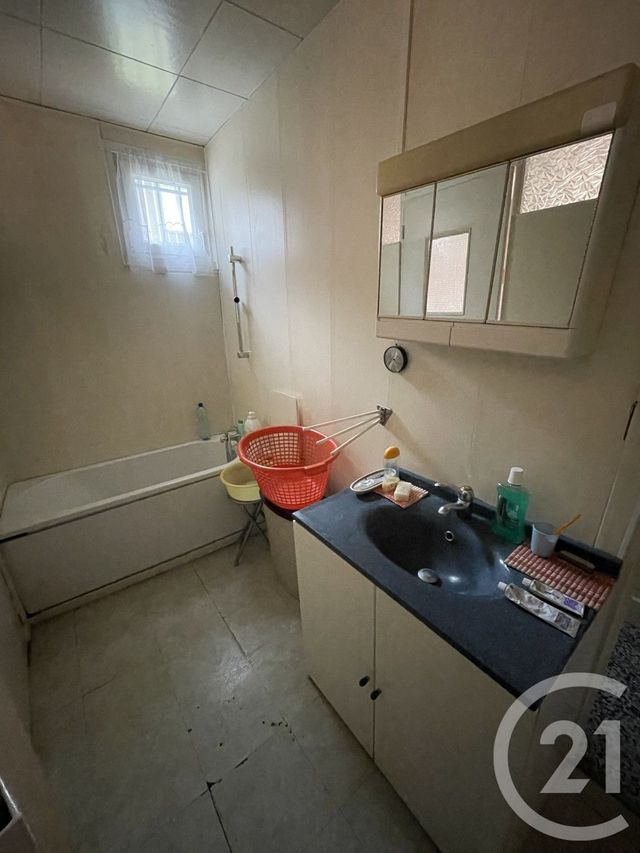 maison à vendre - 6 pièces - 137.0 m2 - GUISE - 02 - PICARDIE - Century 21 Agence Du Fort
