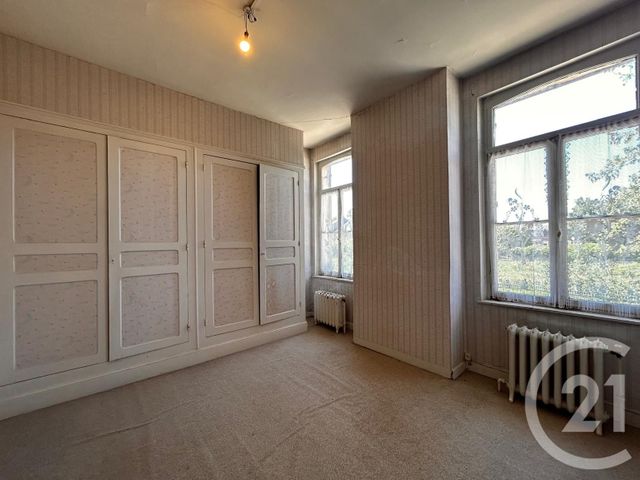 maison à vendre - 6 pièces - 170.0 m2 - GUISE - 02 - PICARDIE - Century 21 Agence Du Fort