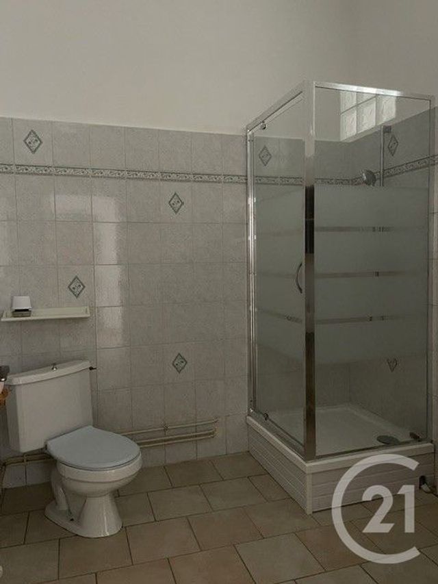 Appartement à louer - 2 pièces - 40.0 m2 - GUISE - 02 - PICARDIE - Century 21 Agence Du Fort