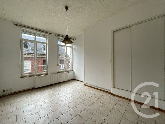Appartement à louer - 2 pièces - 40.0 m2 - GUISE - 02 - PICARDIE - Century 21 Agence Du Fort
