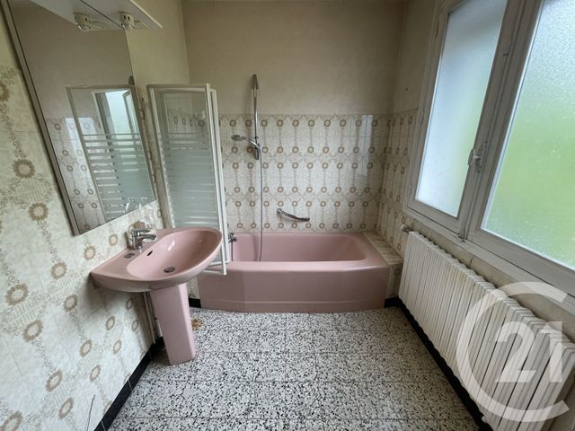 maison à vendre - 3 pièces - 65.0 m2 - GUISE - 02 - PICARDIE - Century 21 Agence Du Fort