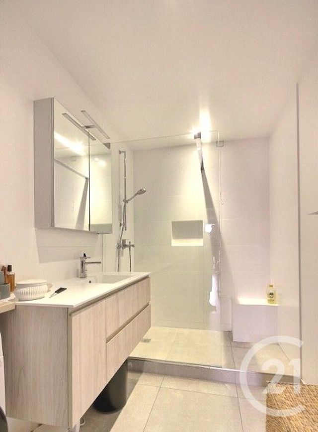 Appartement F3 à vendre - 3 pièces - 70.5 m2 - LEVALLOIS PERRET - 92 - ILE-DE-FRANCE - Century 21 Agence Du Fort