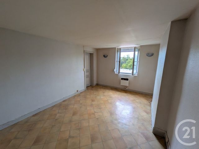 Appartement F2 bis à vendre - 2 pièces - 48.0 m2 - GUISE - 02 - PICARDIE - Century 21 Agence Du Fort