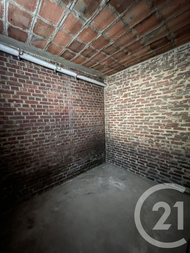 Afficher la photo en grand immeuble à vendre - 350.0 m2 - GUISE - 02 - PICARDIE - Century 21 Agence Du Fort