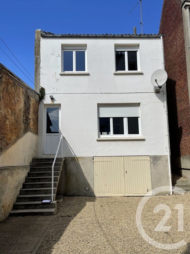 Afficher la photo en grand immeuble à vendre - 350.0 m2 - GUISE - 02 - PICARDIE - Century 21 Agence Du Fort