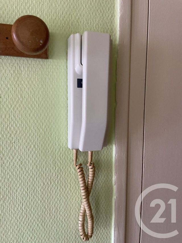 Afficher la photo en grand immeuble à vendre - 350.0 m2 - GUISE - 02 - PICARDIE - Century 21 Agence Du Fort