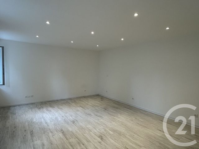 Afficher la photo en grand immeuble à vendre - 120.0 m2 - PROISY - 02 - PICARDIE - Century 21 Agence Du Fort