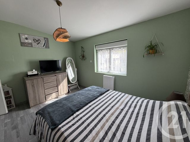 maison à vendre - 5 pièces - 82.0 m2 - GUISE - 02 - PICARDIE - Century 21 Agence Du Fort
