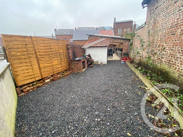 Afficher la photo en grand immeuble à vendre - 120.0 m2 - GUISE - 02 - PICARDIE - Century 21 Agence Du Fort