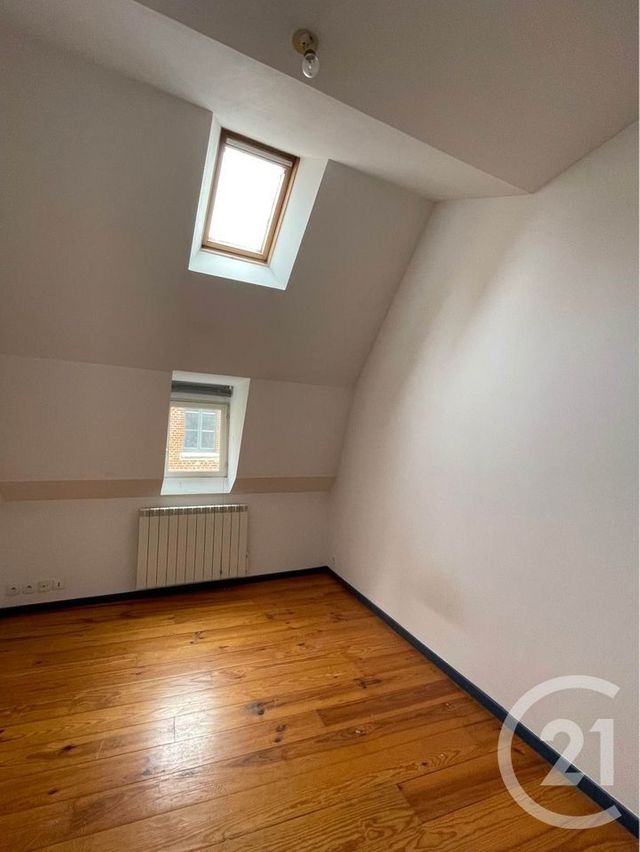 Afficher la photo en grand maison à louer - 4 pièces - 70.0 m2 - GUISE - 02 - PICARDIE - Century 21 Agence Du Fort