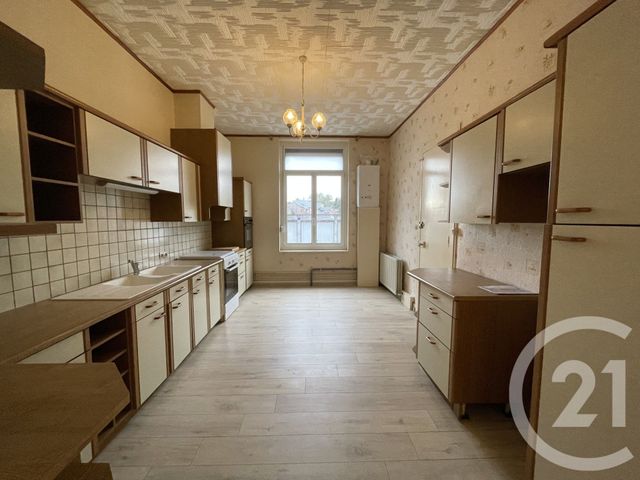 Appartement F4 à vendre - 4 pièces - 97.0 m2 - GUISE - 02 - PICARDIE - Century 21 Agence Du Fort