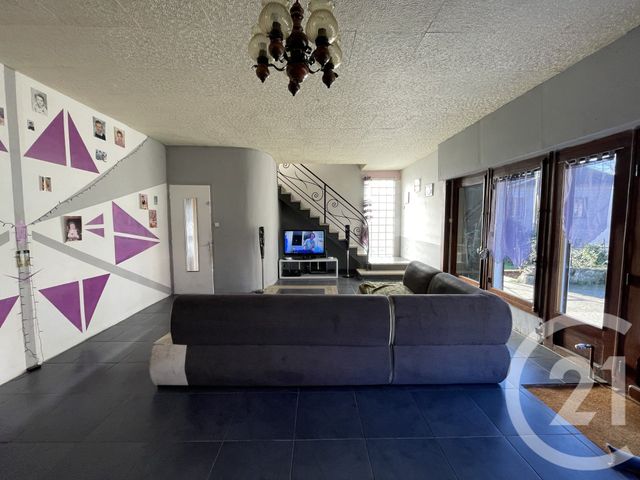 maison à vendre - 7 pièces - 177.0 m2 - GUISE - 02 - PICARDIE - Century 21 Agence Du Fort