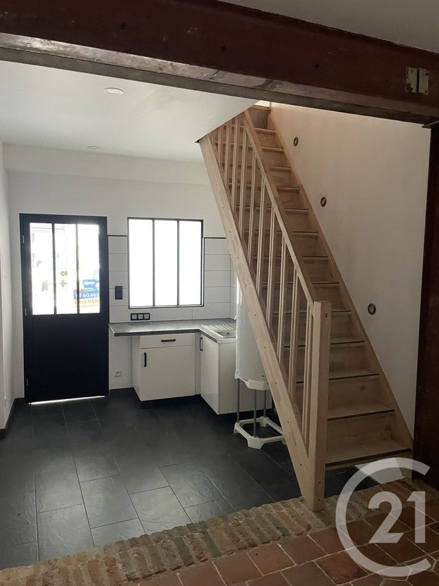 Afficher la photo en grand immeuble à vendre - 75.0 m2 - GUISE - 02 - PICARDIE - Century 21 Agence Du Fort