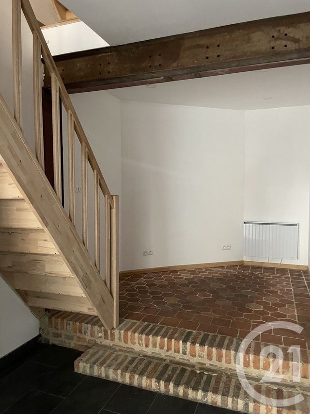 Afficher la photo en grand immeuble à vendre - 75.0 m2 - GUISE - 02 - PICARDIE - Century 21 Agence Du Fort