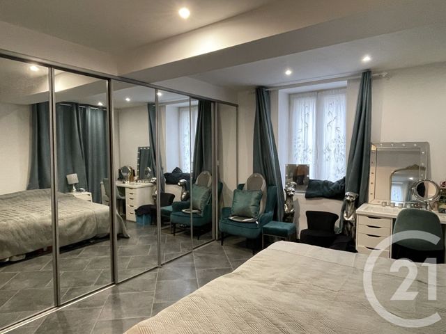 maison à vendre - 7 pièces - 215.0 m2 - GUISE - 02 - PICARDIE - Century 21 Agence Du Fort