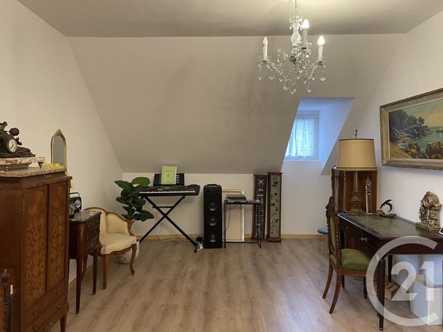 maison à vendre - 7 pièces - 215.0 m2 - GUISE - 02 - PICARDIE - Century 21 Agence Du Fort