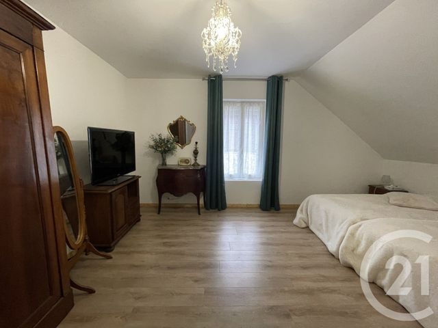 maison à vendre - 7 pièces - 215.0 m2 - GUISE - 02 - PICARDIE - Century 21 Agence Du Fort