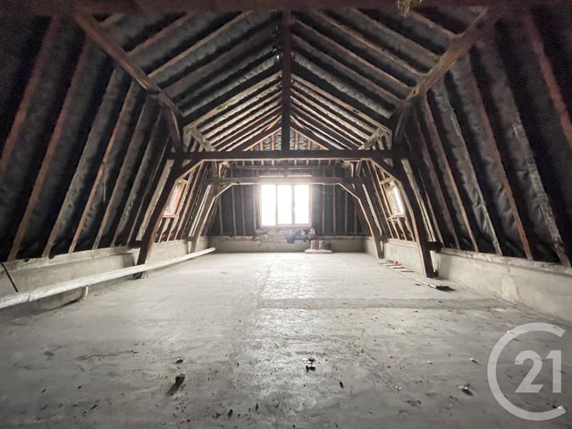 Afficher la photo en grand Appartement F4 à vendre - 6 pièces - 158.0 m2 - GUISE - 02 - PICARDIE - Century 21 Agence Du Fort