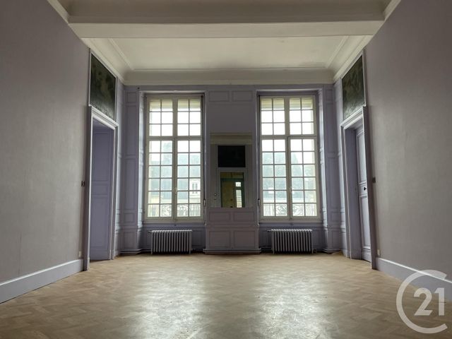 Afficher la photo en grand Appartement F4 à vendre - 6 pièces - 158.0 m2 - GUISE - 02 - PICARDIE - Century 21 Agence Du Fort