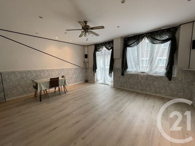 maison à vendre - 8 pièces - 192.0 m2 - GUISE - 02 - PICARDIE - Century 21 Agence Du Fort