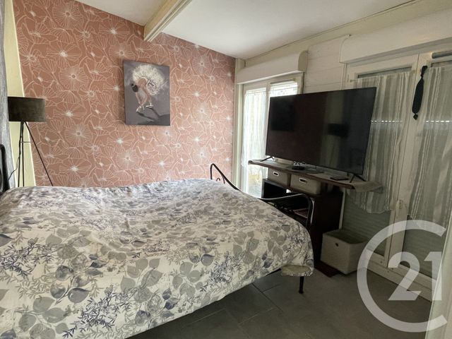 Afficher la photo en grand maison à vendre - 8 pièces - 192.0 m2 - GUISE - 02 - PICARDIE - Century 21 Agence Du Fort